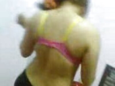 Amber Bach Çubuğu mature kadın genç erkek porno Alır